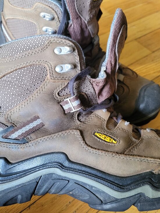KEEN Durand Mid WP Waterproof Hiking Boots Brown Men\'s main image 12